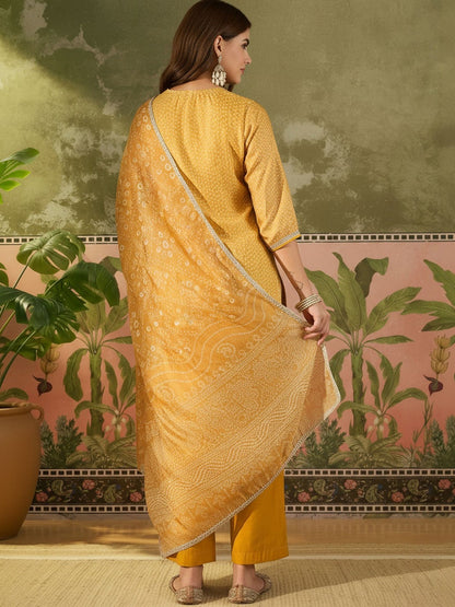 Printed Round Neck Kurta & Trousers With Dupatta