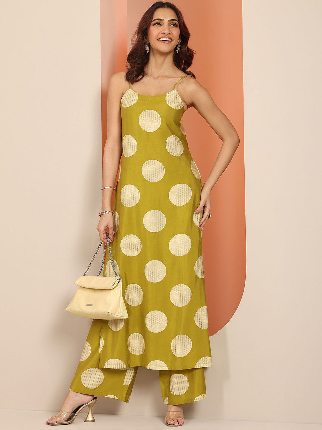 Women Geometric Printed Shoulder Straps Kurta with Palazzos