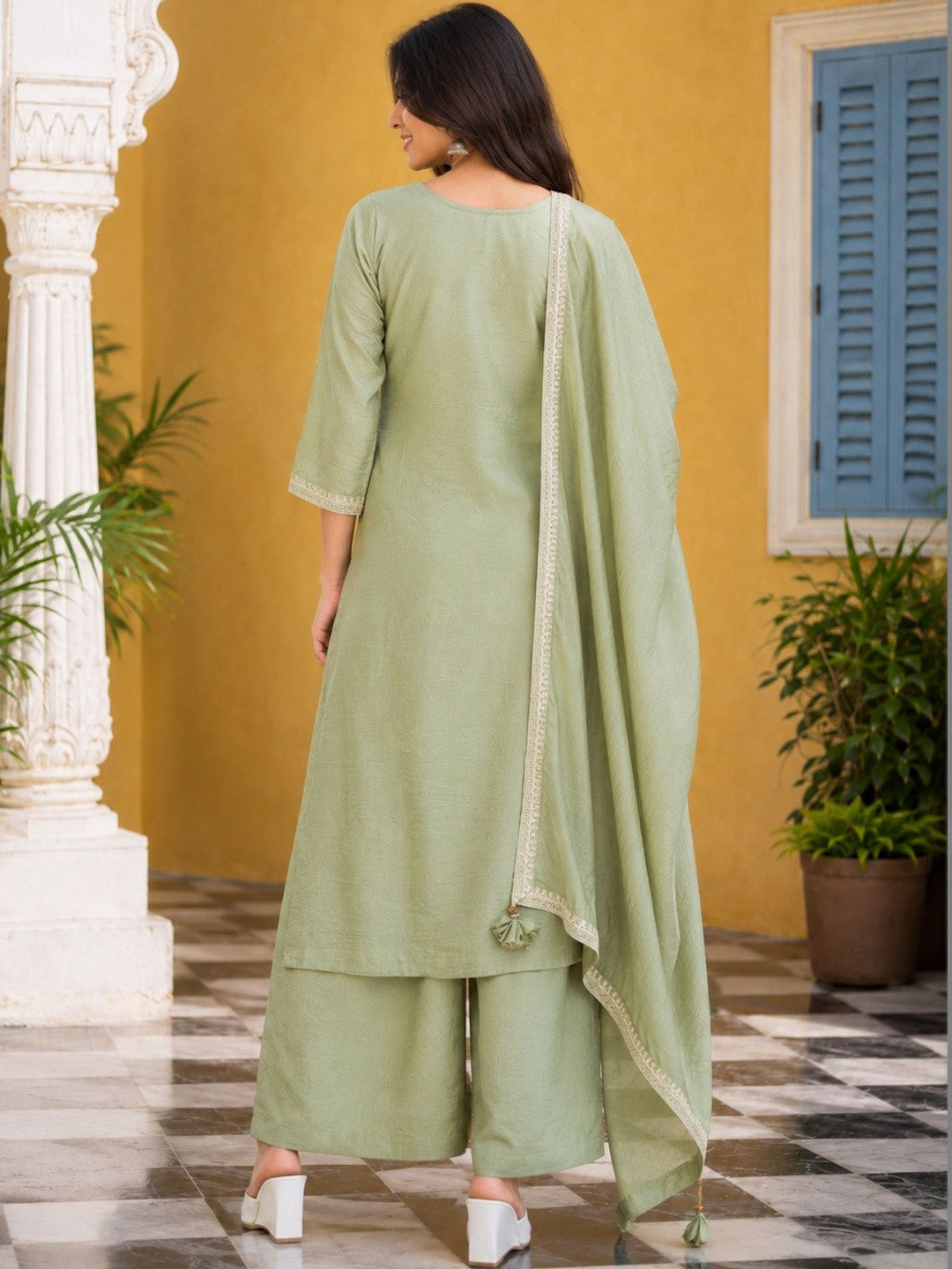 Women Ethnic Motifs Embroidered Regular Thread Work Kurta with Palazzos & With Dupatta