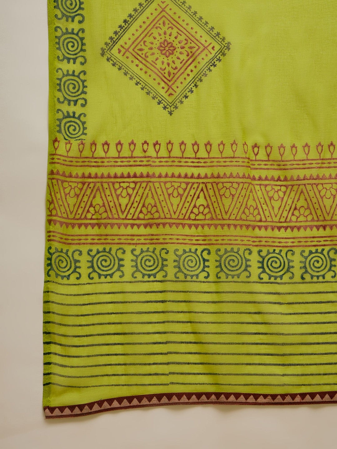 Square Neck Kurta Trousers & Dupatta