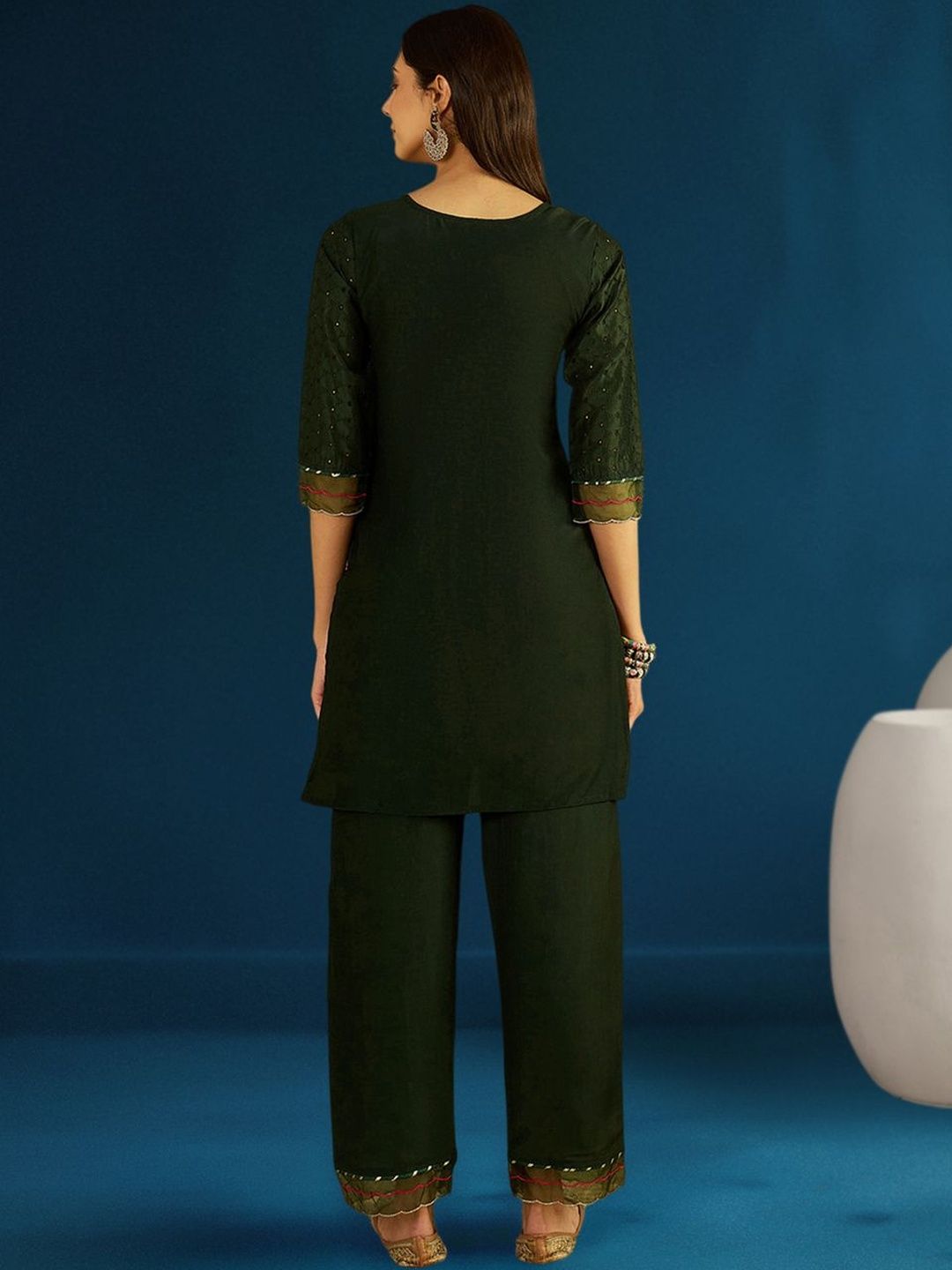 Dhiyona CH Women Ethnic Motifs Embroidered Regular Thread Work Kurti with Palazzos