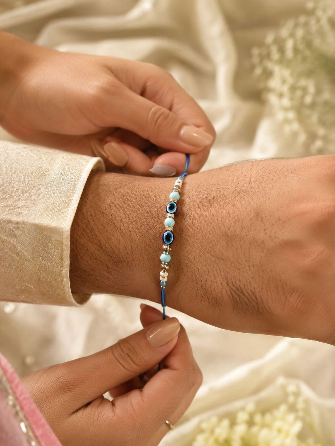 Dhiyona Rakhi