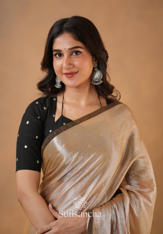 Dhiyona SS Ivory Gold Horizon – Flowing with Regal Charm