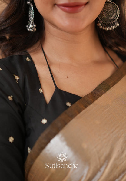 Dhiyona SS Ivory Gold Horizon – Flowing with Regal Charm