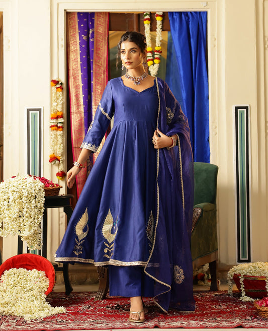 Taka Jhaki Swarna Blue Chanderi Suit Set