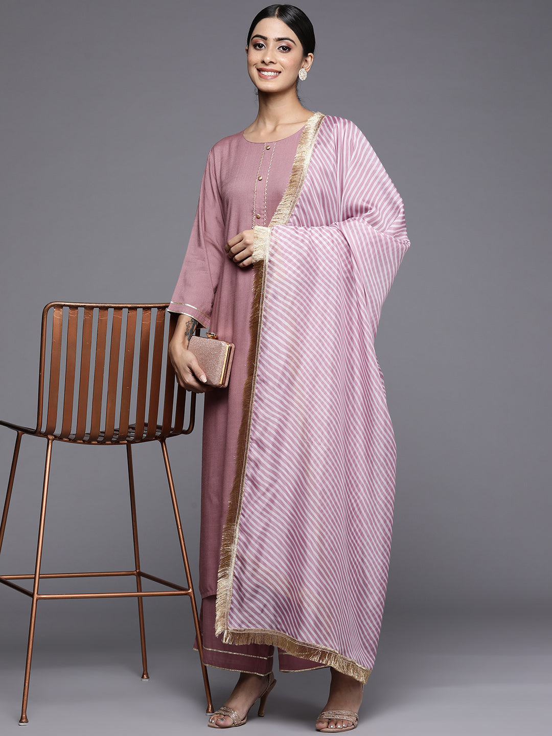 Dhiyona VR Women's Solid Kurta Set With Printed Dupatta