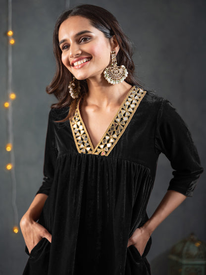 Dhiyona ST Women's Black Velvet Gathered Kurta with Pant 2 Piece Set | A-Line, V Neck, 3/4 Sleeves, Pants, Partywear, (Velvet)