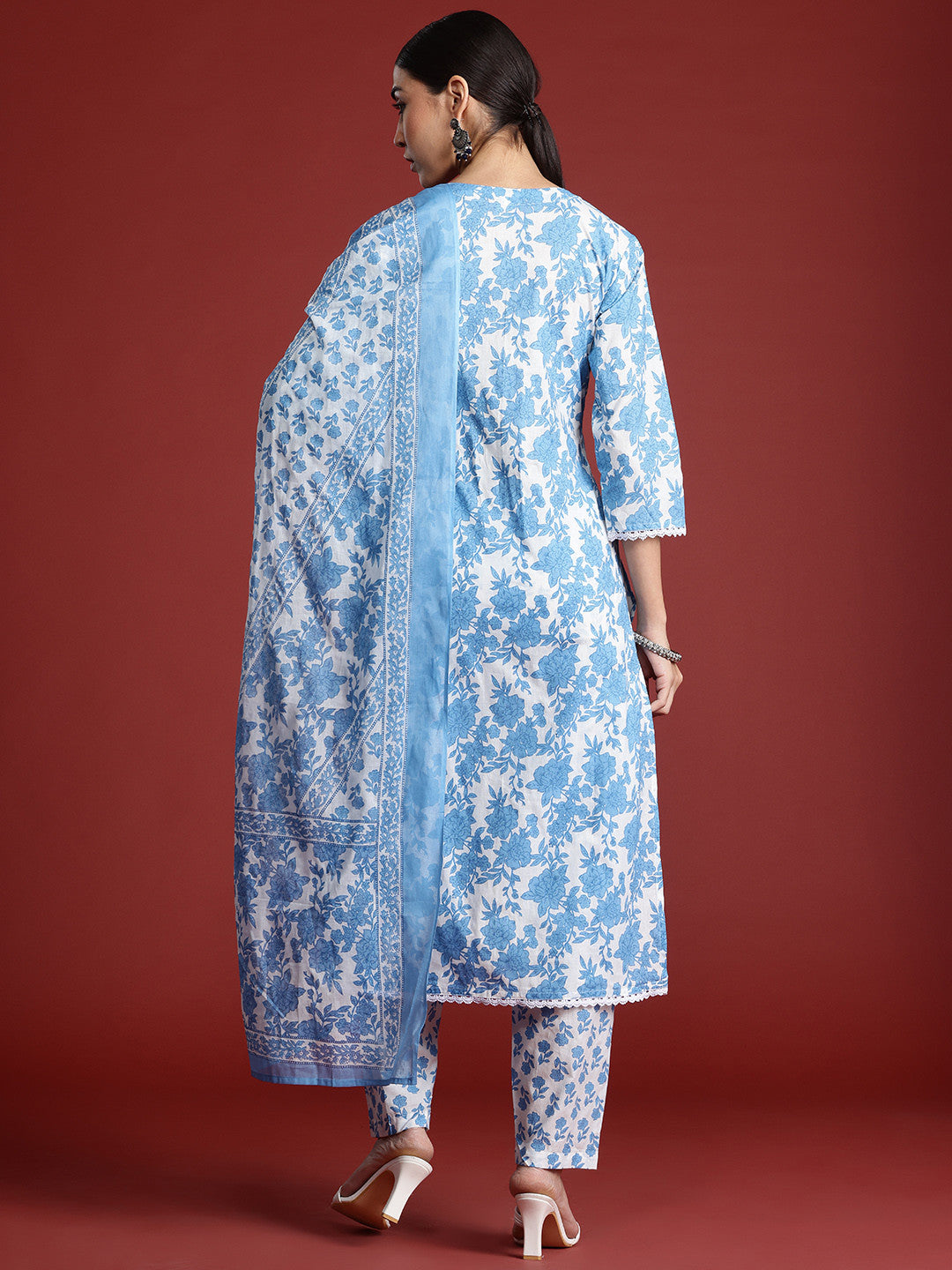 Floral Printed Panelled Beads & Stones Pure Cotton Kurta With Trousers & Dupatta
