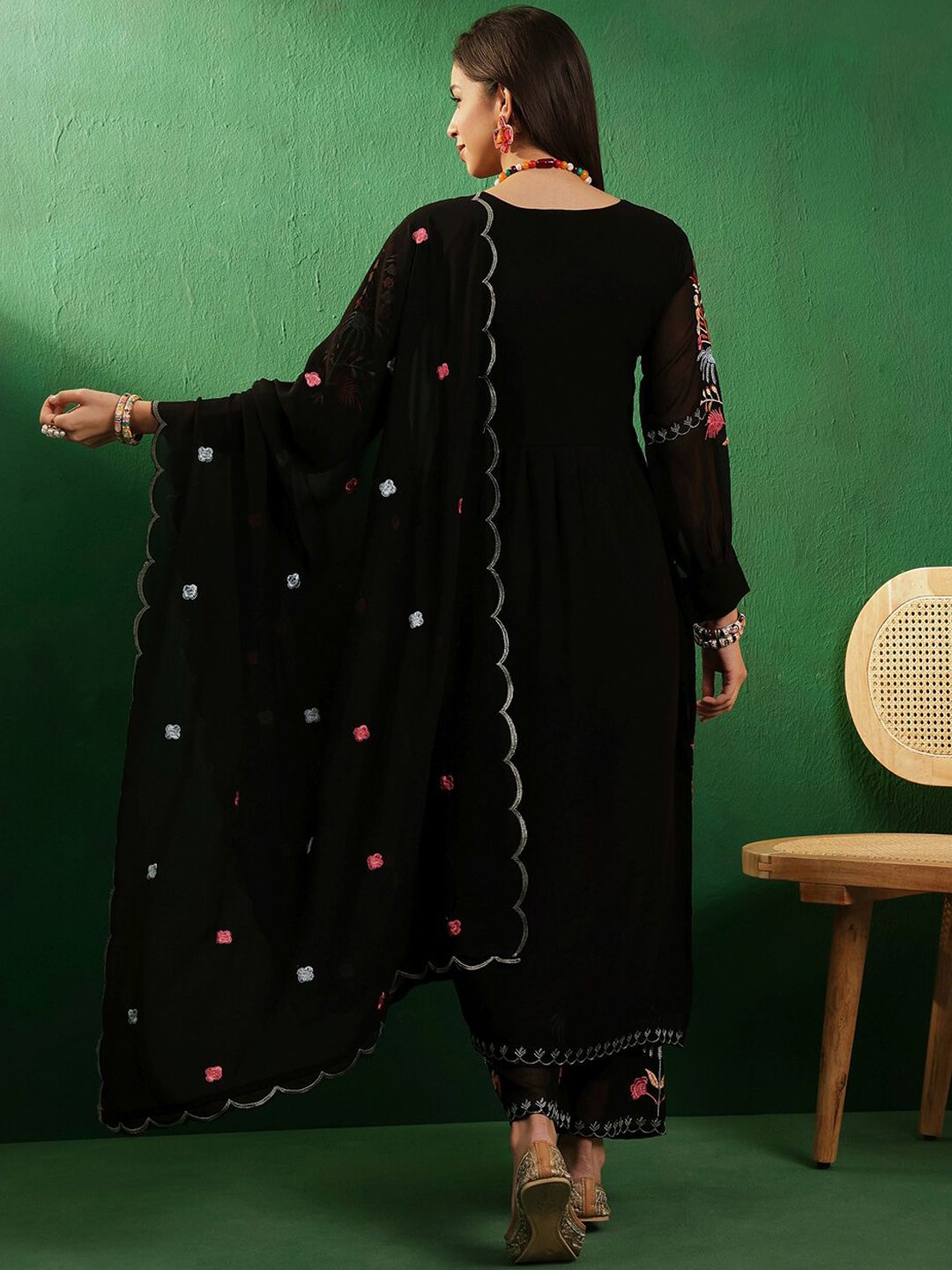 Dhiyona SN V Neck Floral Embroidered A Line Kurta with Palazzos & Dupatta