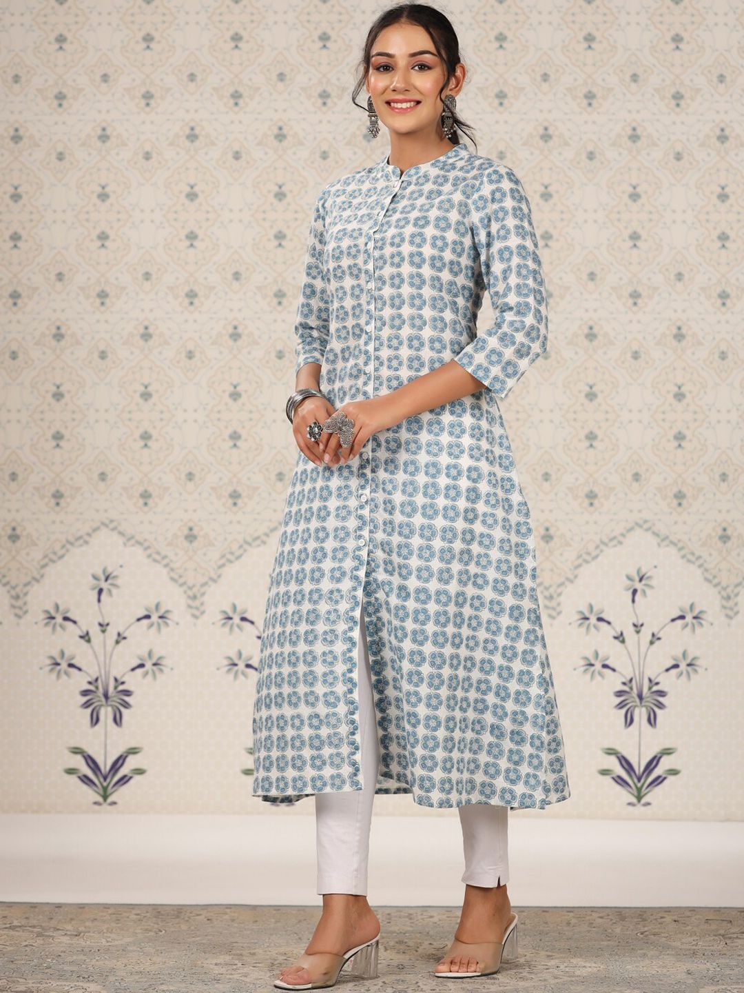 Dhiyona OD  Floral Printed Mandarin Collar Cotton A-Line Kurta With Front Slit
