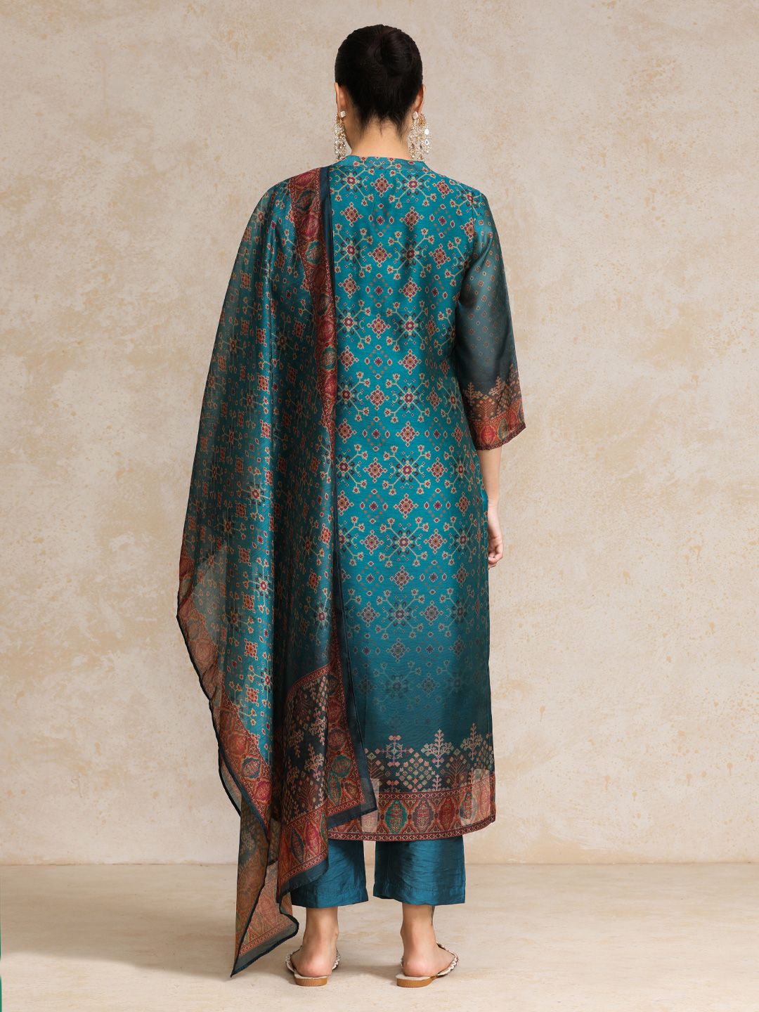 Teal Women Printed Regular Chanderi Silk Kurta with Trousers & With Dupatta
