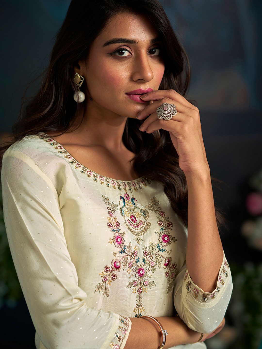 Dhiyona CH Women Floral Yoke Design Kurti with Palazzo
