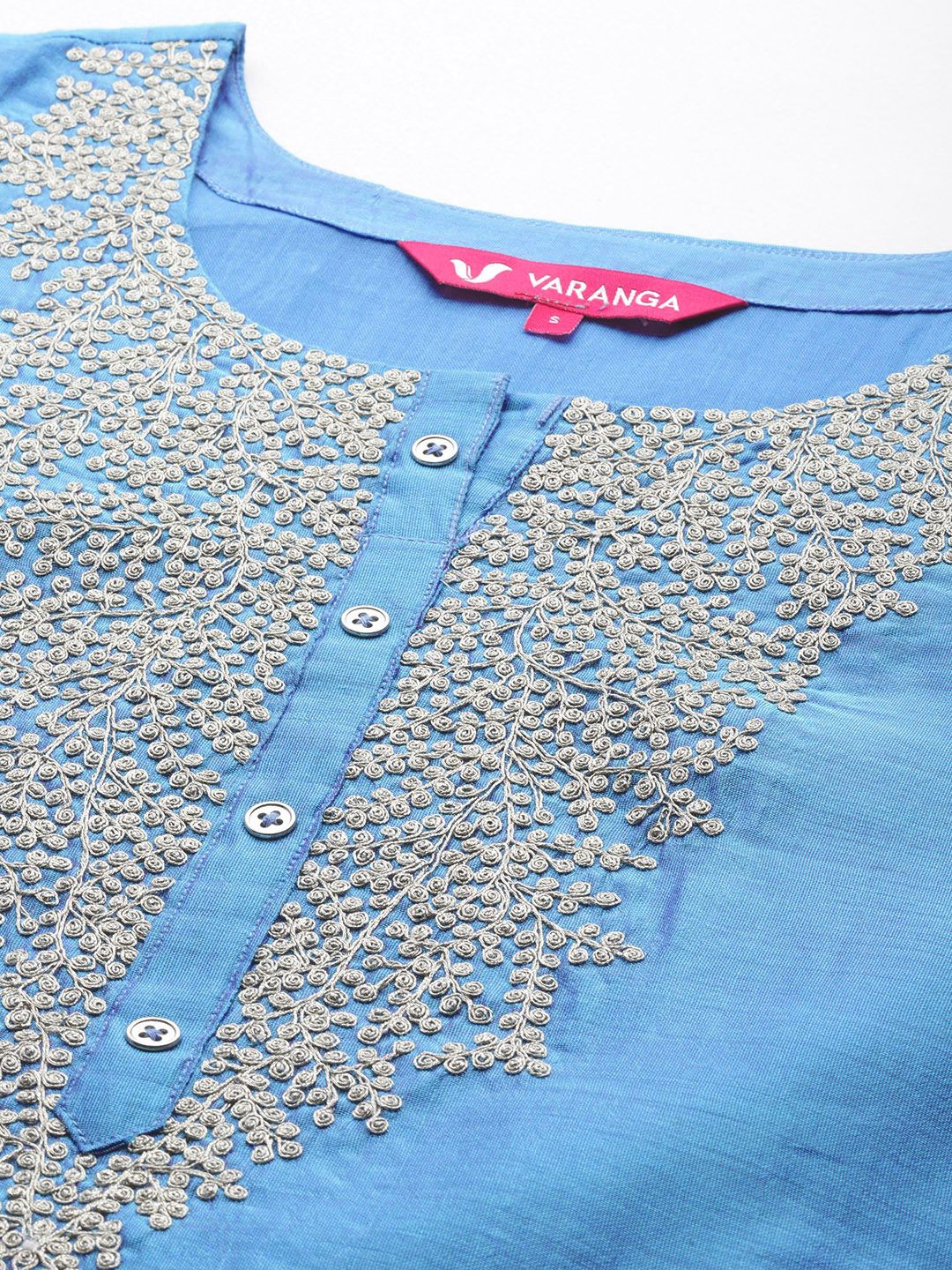 Blue Floral Embroidered Chanderi Silk Kurta With Trousers & Dupatta
