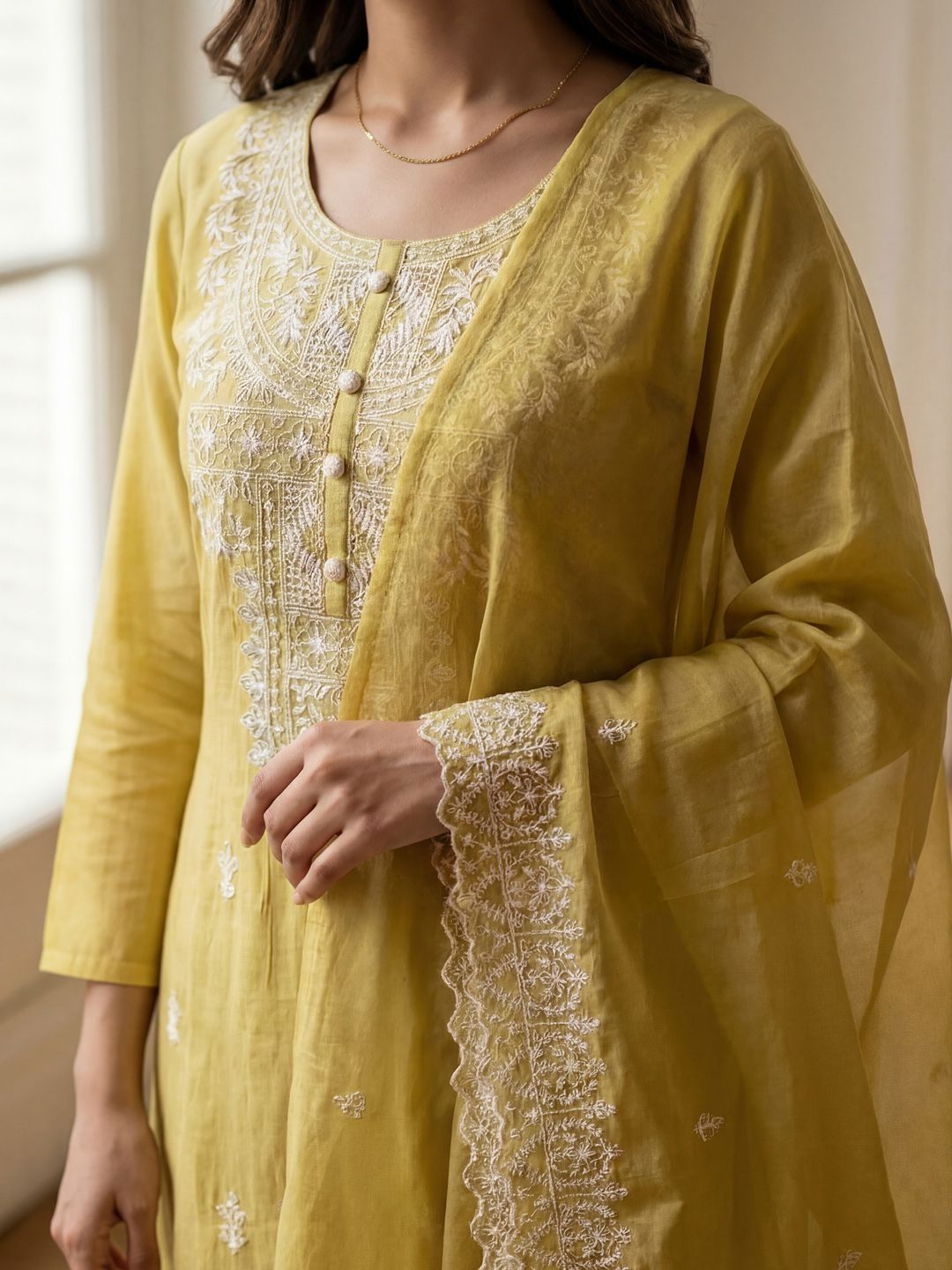 Dhiyona IE Women Ethnic Motifs Embroidered Regular Thread Work Kurta with Palazzos & With Dupatta