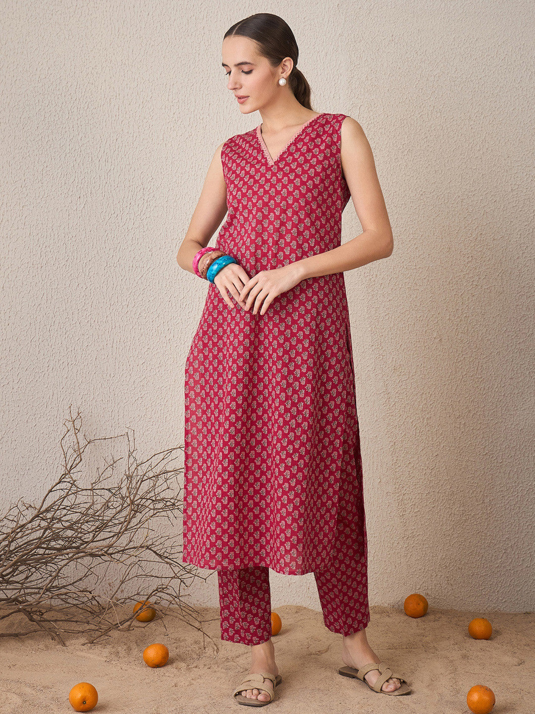 Floral Printed Pure Cotton Sleeveless V-Neck Straight Kurta With Trousers