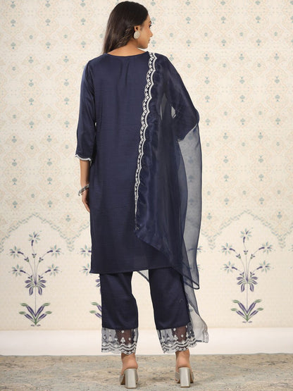 Dhiyona OD  Women Floral Embroidered Regular Thread Work Kurta with Trousers & With Dupatta