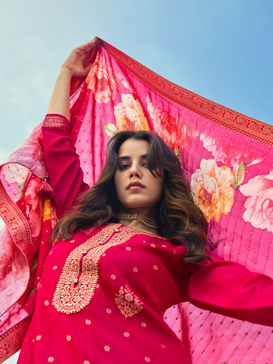 Women Floral Embroidered Kurta with Trousers & Dupatta