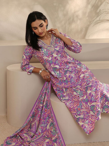 Women Ethnic Motifs Printed Regular Thread Work Kurta with Trousers & With Dupatta