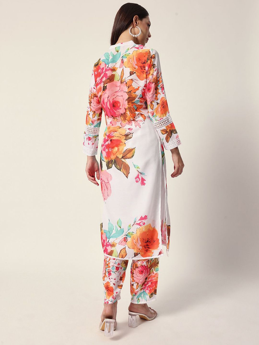 Dhiyona IS Women's Women Floral Printed Kurta with Trousers