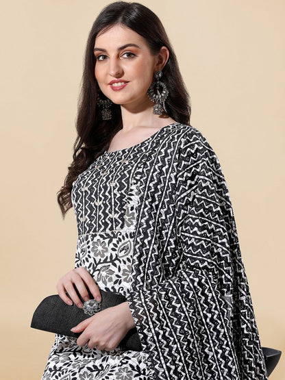 Dhiyona KL Floral Printed Gotta Patti Pure Cotton Straight Kurta & Trousers With Dupatta