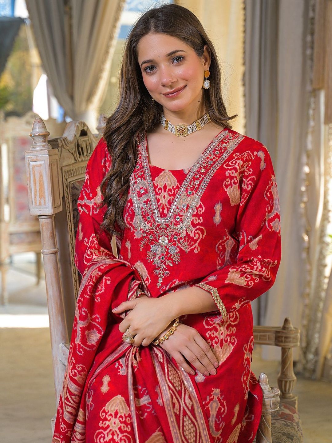 Dhiyona KL Women Ethnic Motifs Printed Regular Thread Work Kurta with Trousers & With Dupatta