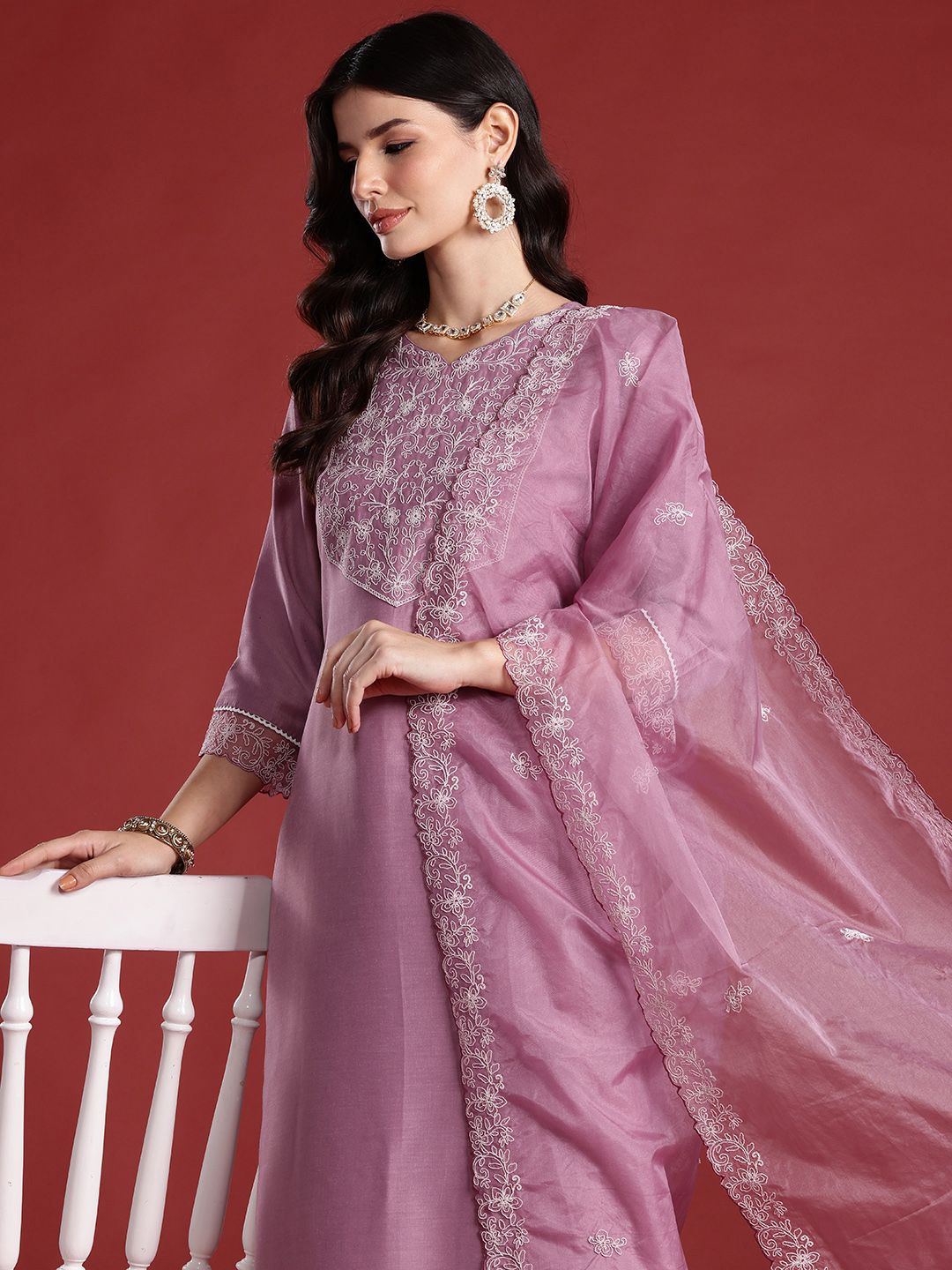 Dhiyona IE Floral Embroidered Thread Work Kurta with Trousers & Dupatta