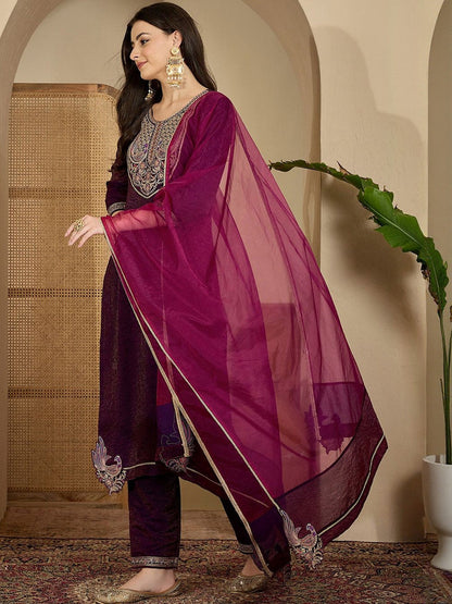 Ethnic Motifs Yoke Design Sequinned Straight Kurta With Trouser & Dupatta