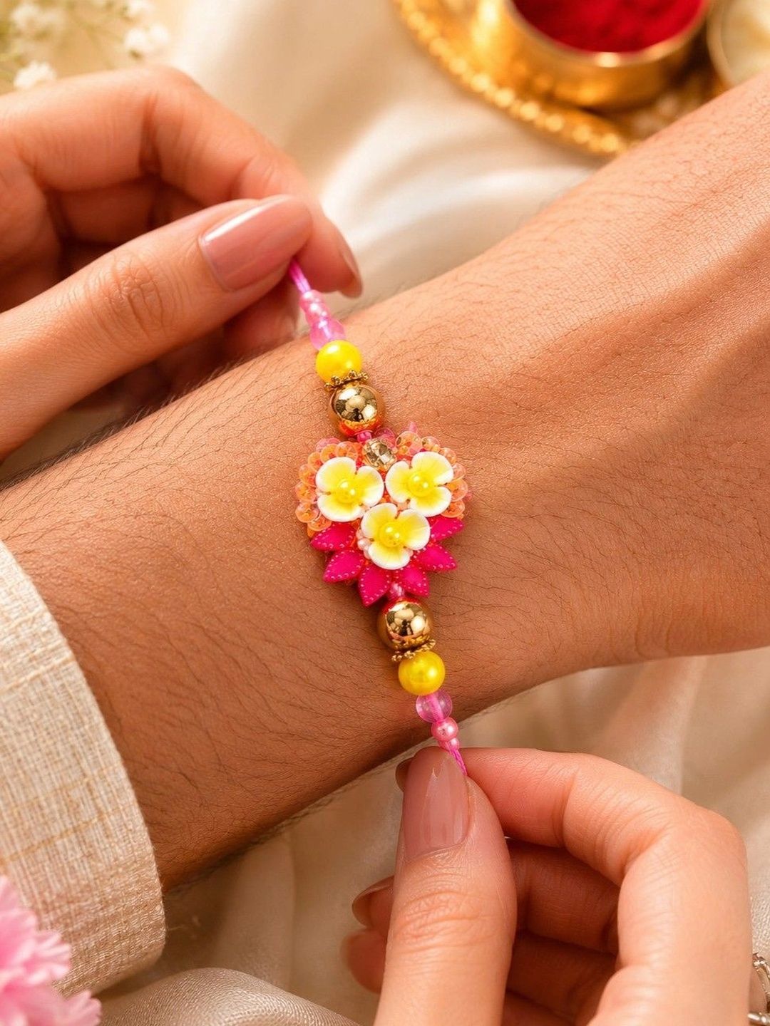 Dhiyona Rakhi
