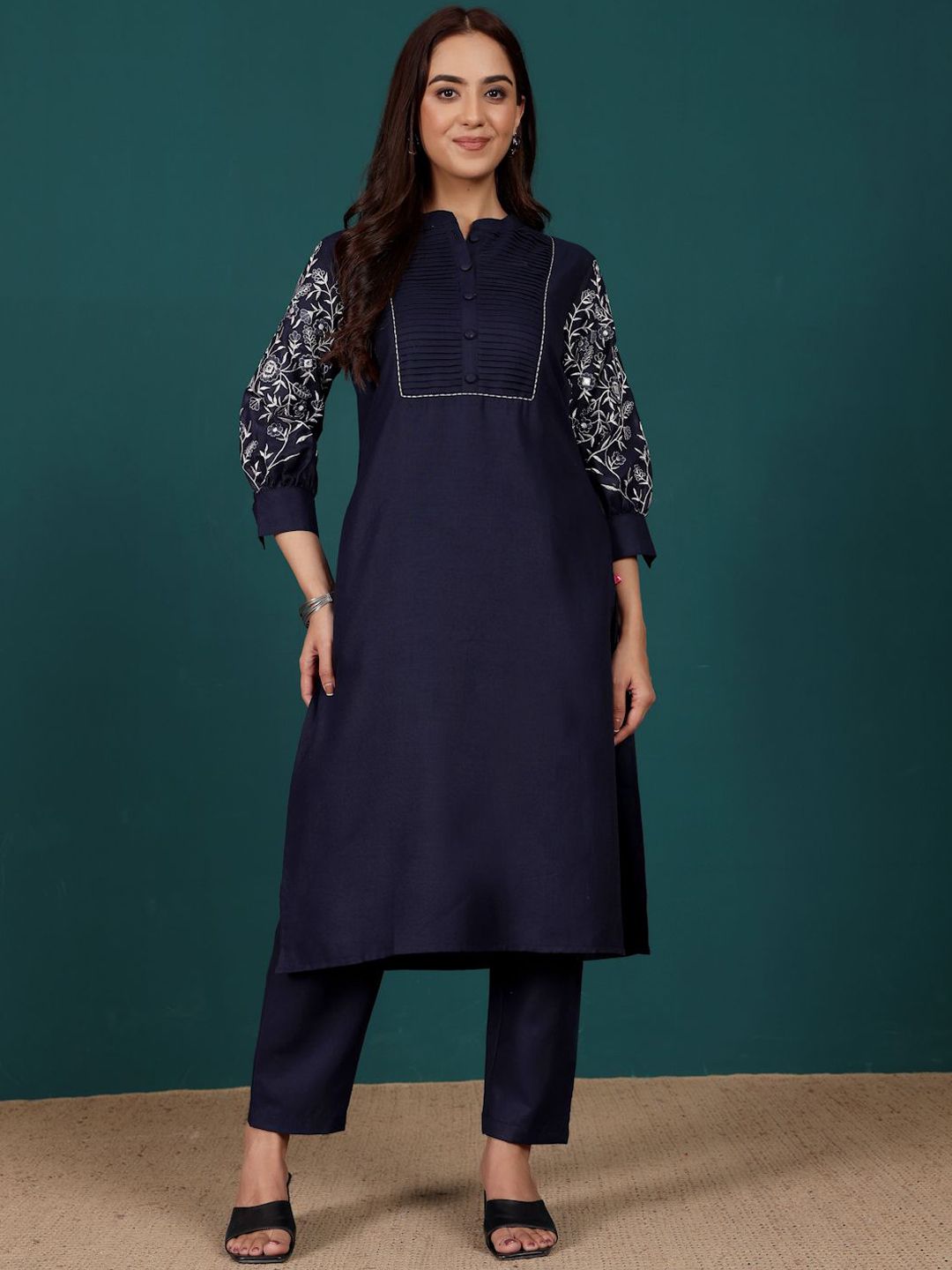 Navy Blue Women Regular Thread Work Kurta with Trousers
