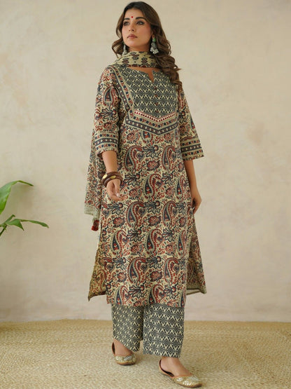 Dhiyona KL Women Pure Cotton Kurta with Trousers & With Dupatta