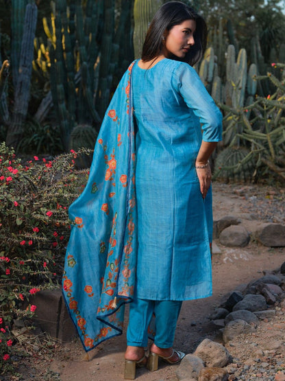 Floral Printed Round Neck Straight Kurta & Trousers With Dupattta
