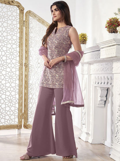Dhiyona IN Women Paisley Thread and Zari Embroidered Kurta Set with Dupatta