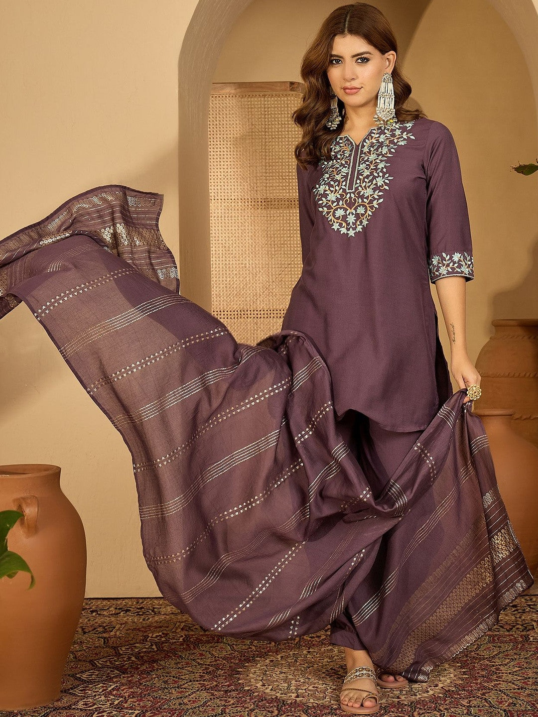 Women Purple Embroidered Kurta Sets With Dupatta