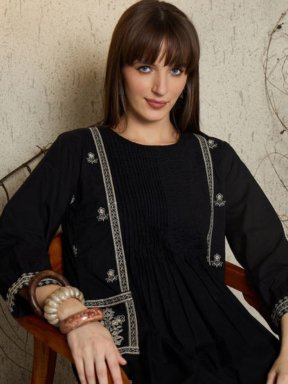 Dhiyona IE Women Embroidered Round Neck Cotton Top and Trousers Co-Ords