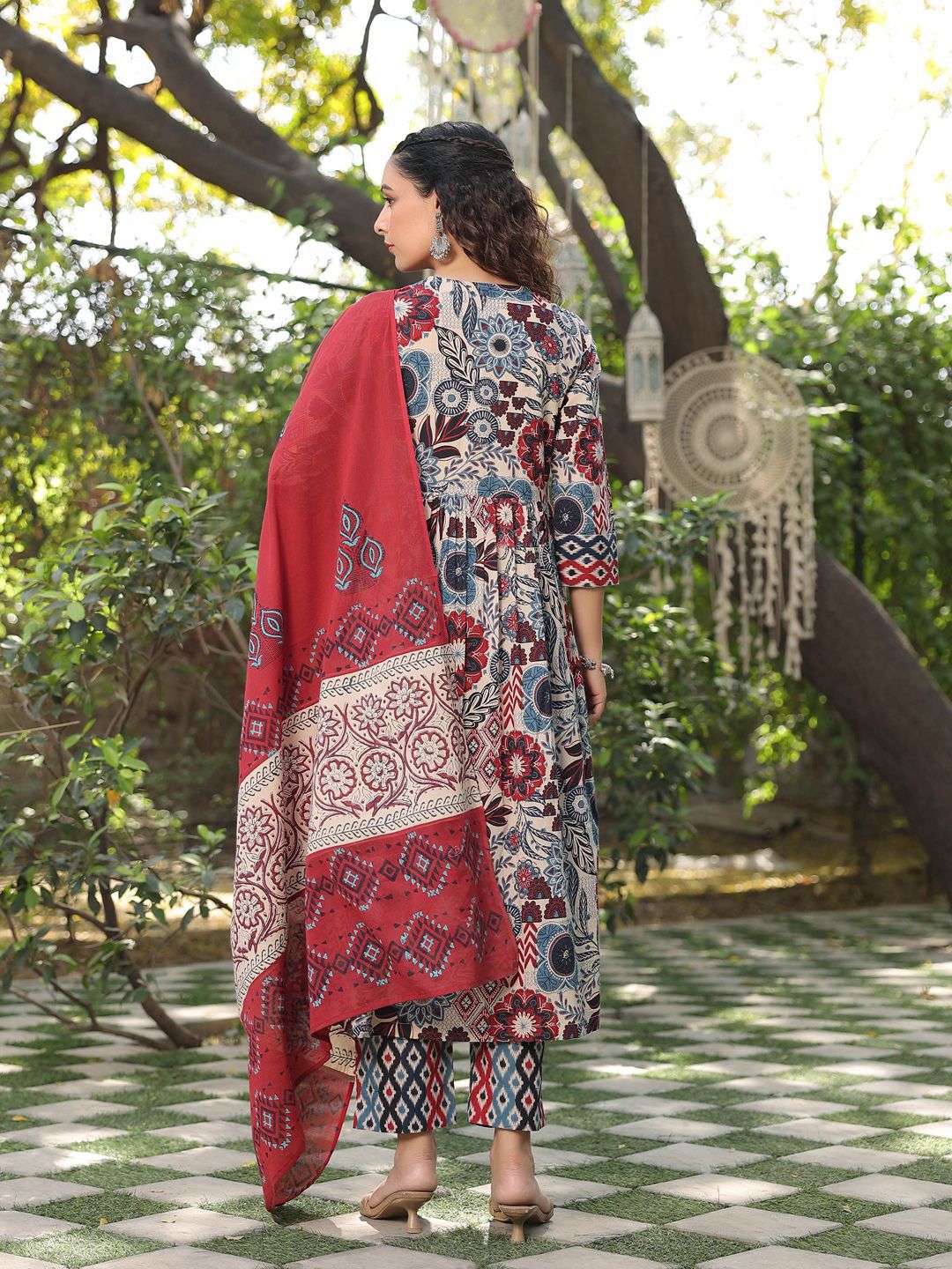 Dhiyona RR Women's Ethnic Motifs Printed Pure Cotton Kurta with Trousers & Dupatta