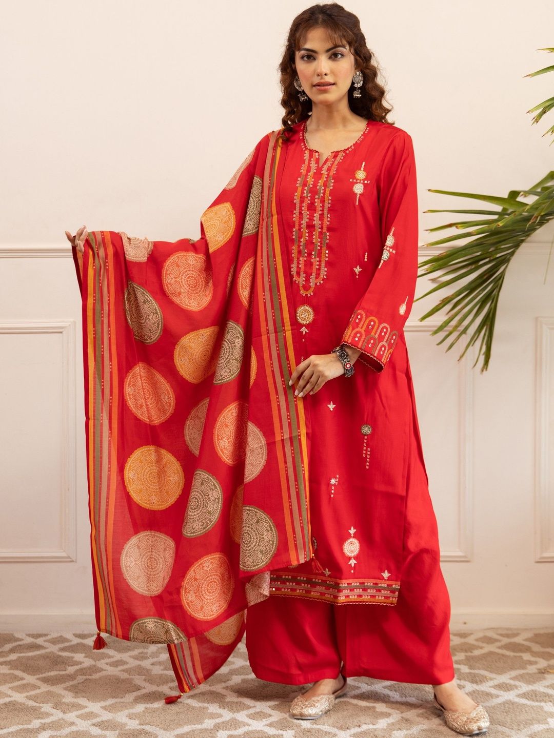 Dhiyona KL Women Ethnic Motifs Printed Regular Sequinned Kurta with Palazzos & With Dupatta