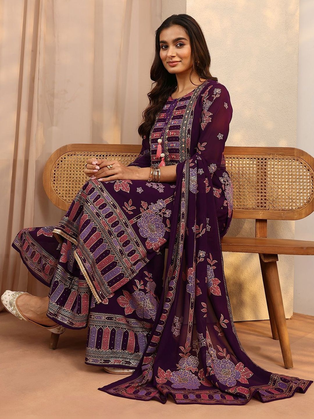 Dhiyona LL Women Ethnic Motifs Printed Regular Thread Work Kurta with Palazzos & With Dupatta