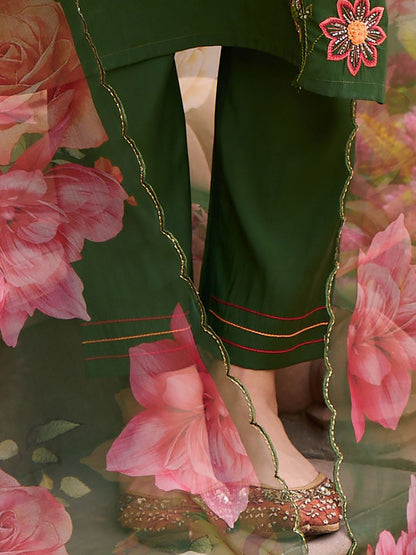 Dhiyona IE Floral Embroidered Regular Thread Work Straight Kurta with Trousers & Dupatta
