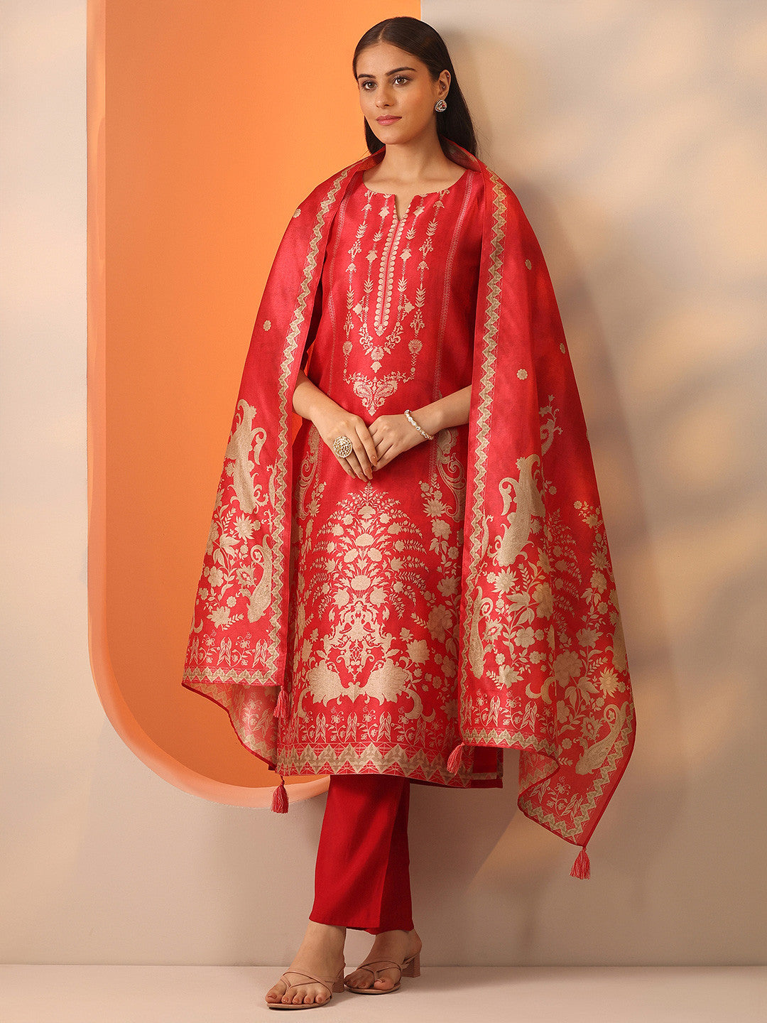 Ethnic Motifs Printed Straight Kurta With Trousers & Dupatta