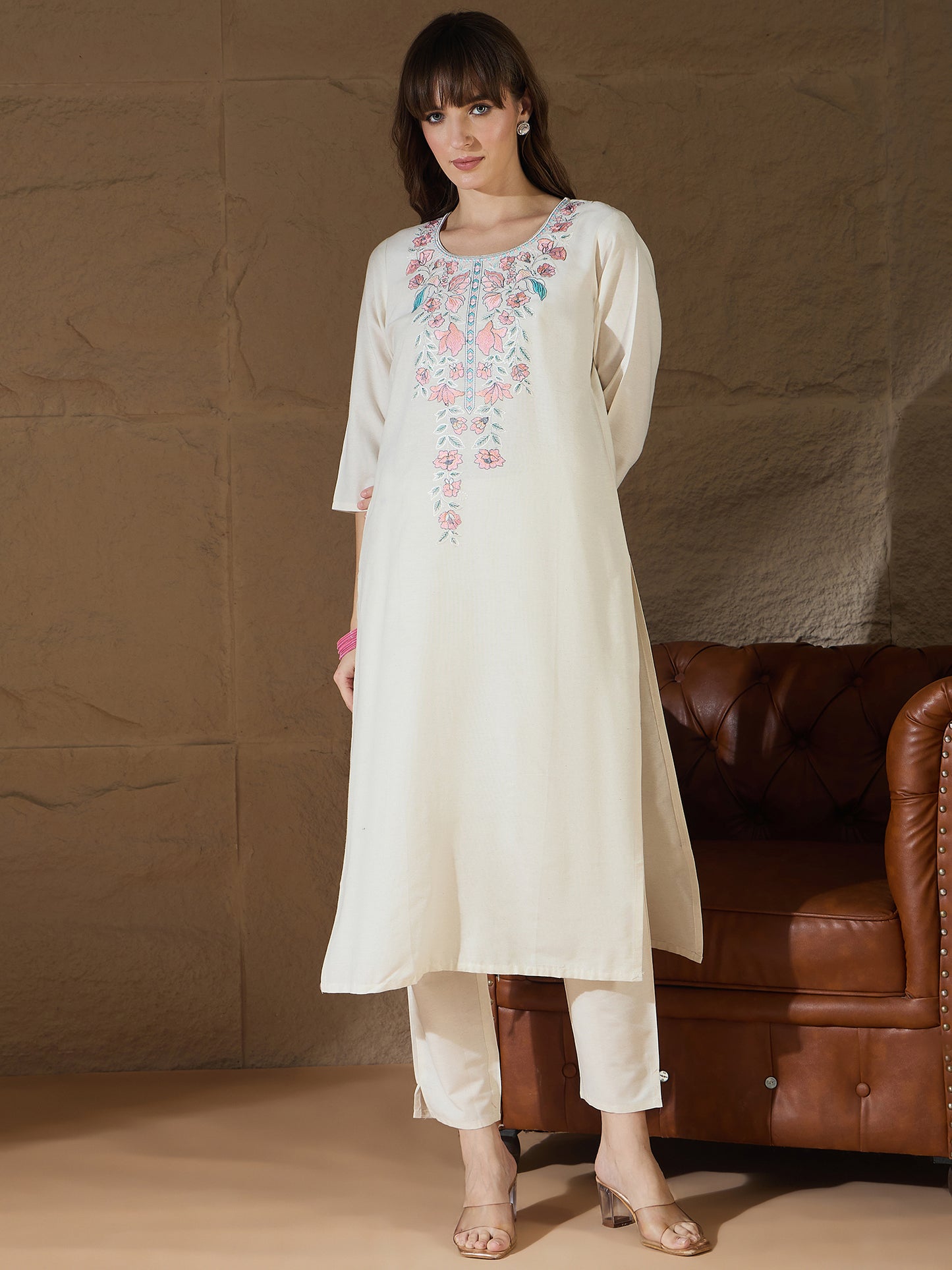Dhiyona VV Zarvika White khadi cotton Kurta with Trousers & Dupatta Suits