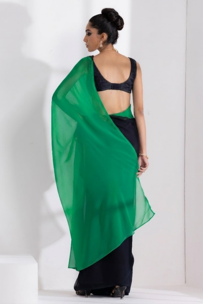 Dhiyona ST Black and Green Georgette Triangle Saree with Blouse Fabric