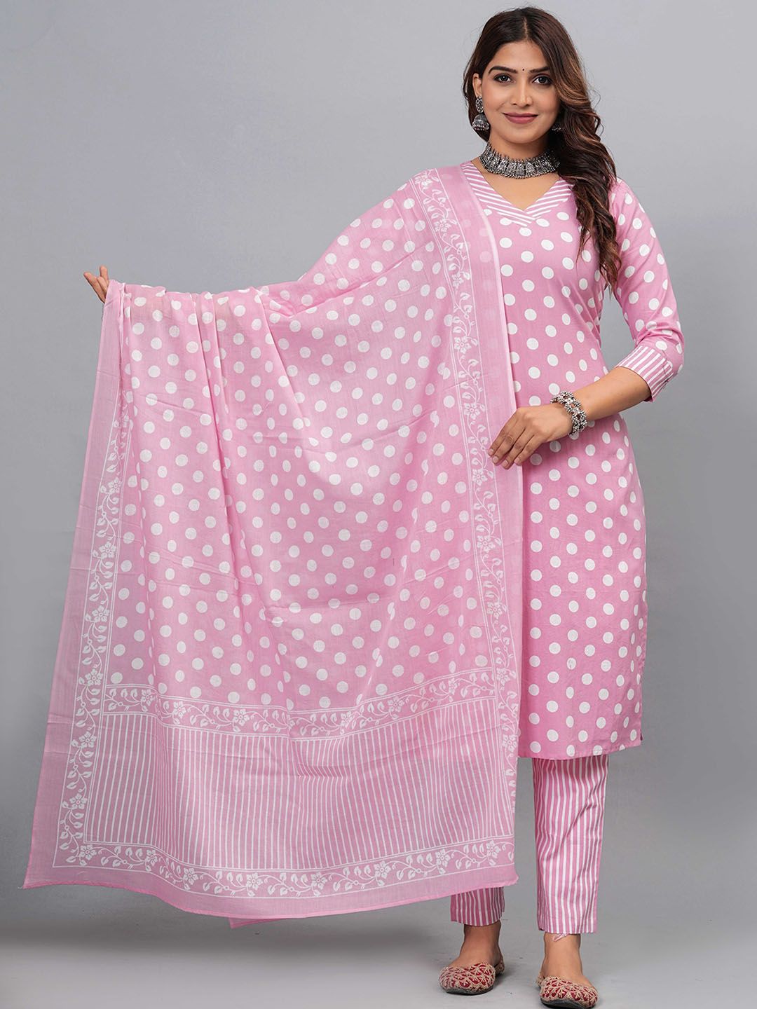 Dhiyona KL Women Printed Regular Pure Cotton Kurta with Pyjamas & With Dupatta