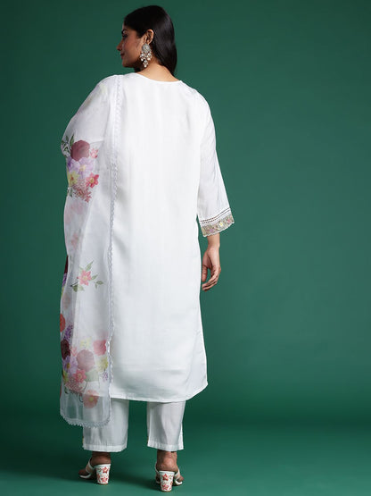 Dhiyona Women's Plus Size Floral Embroidered Beads & Stones Kurta with Trousers & With Dupatta