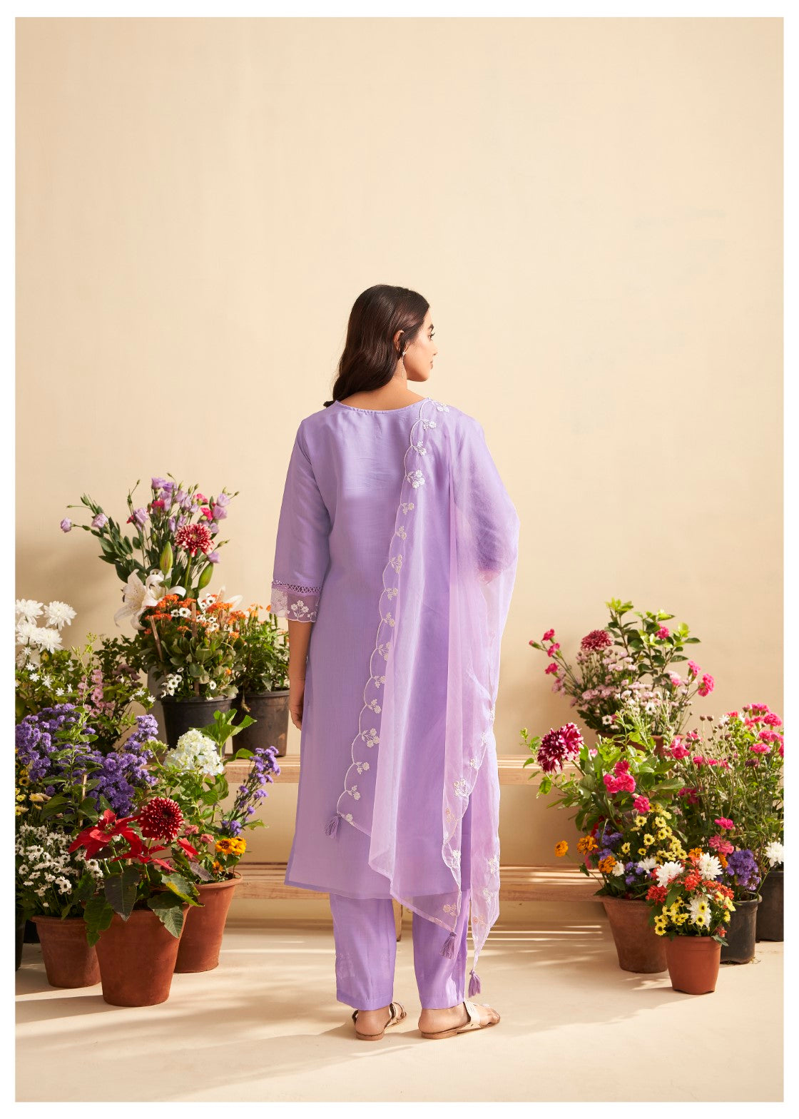 Lisba Lavender Full Embroidered Lawn Suit set