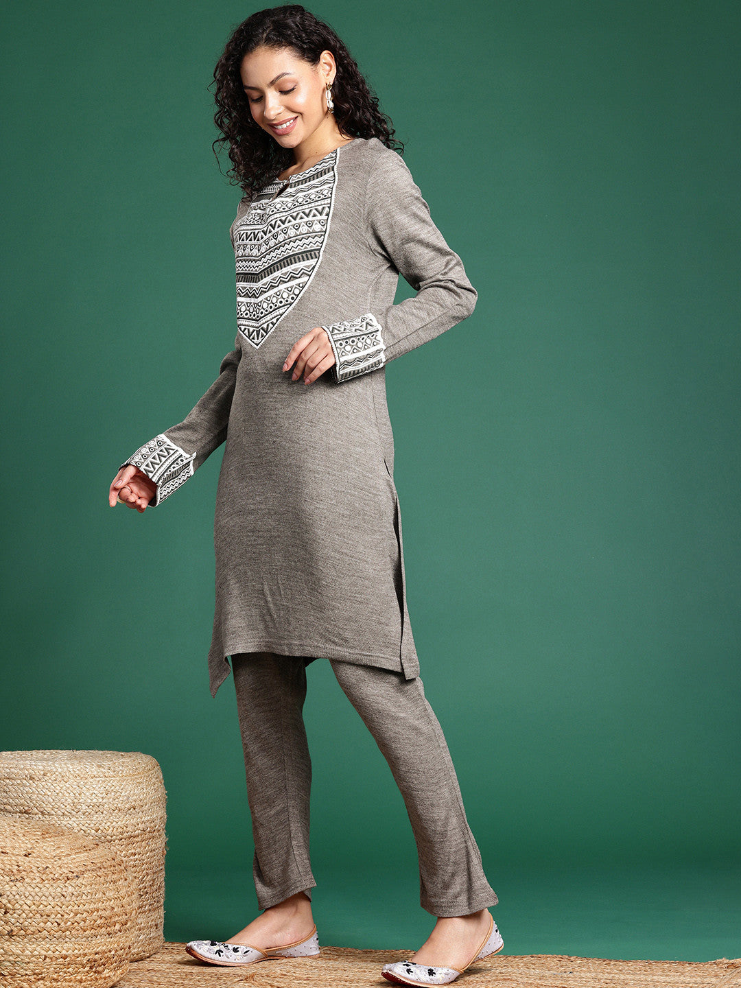 Printed Keyhole Neck Kurta with Trousers