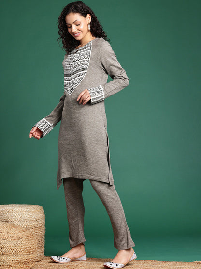 Printed Keyhole Neck Kurta with Trousers