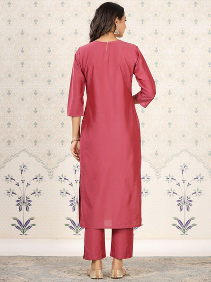 Dhiyona OD  Floral Embroidered Kurta
