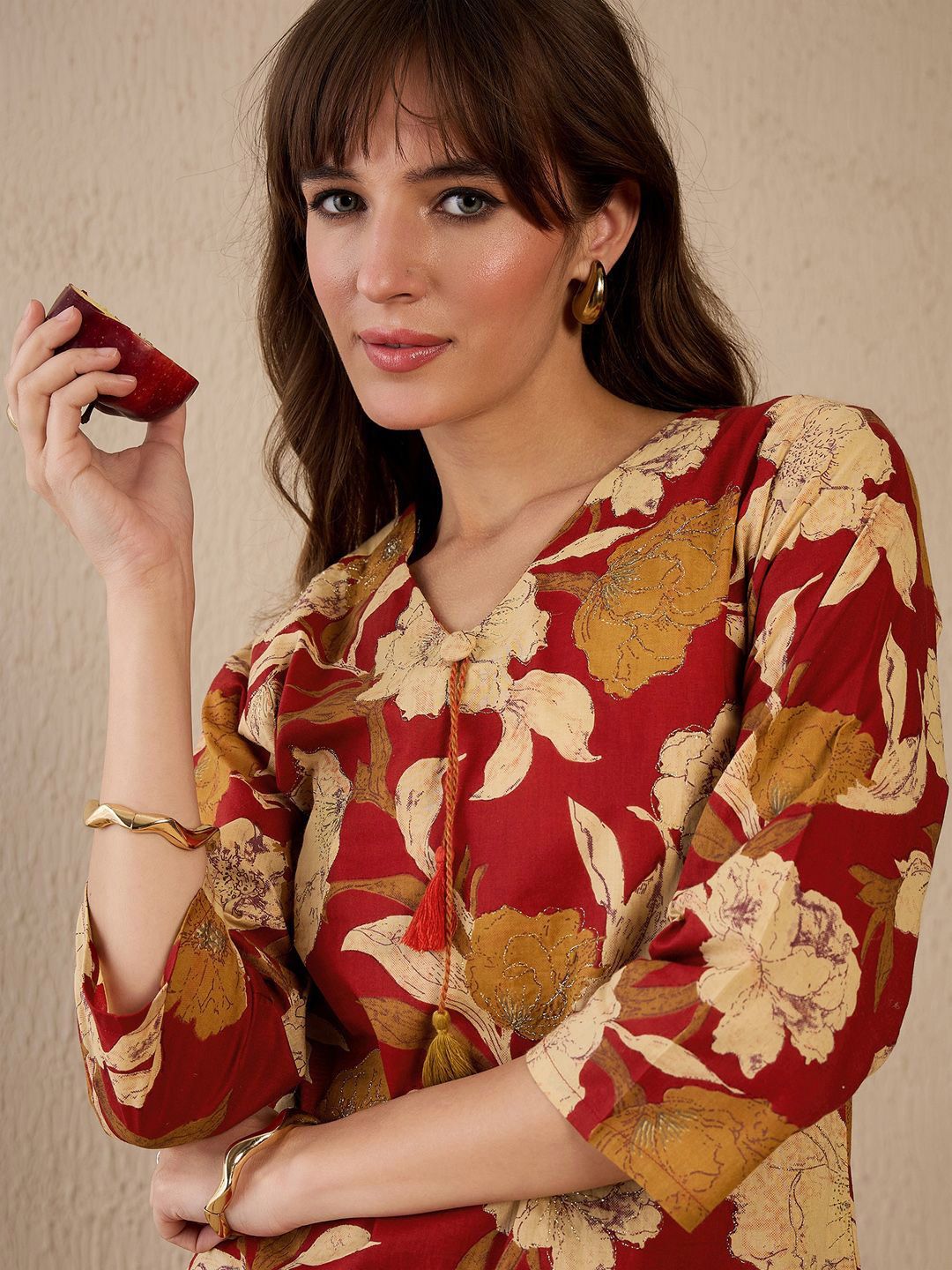 Dhiyona IE Women Floral Printed Kurta