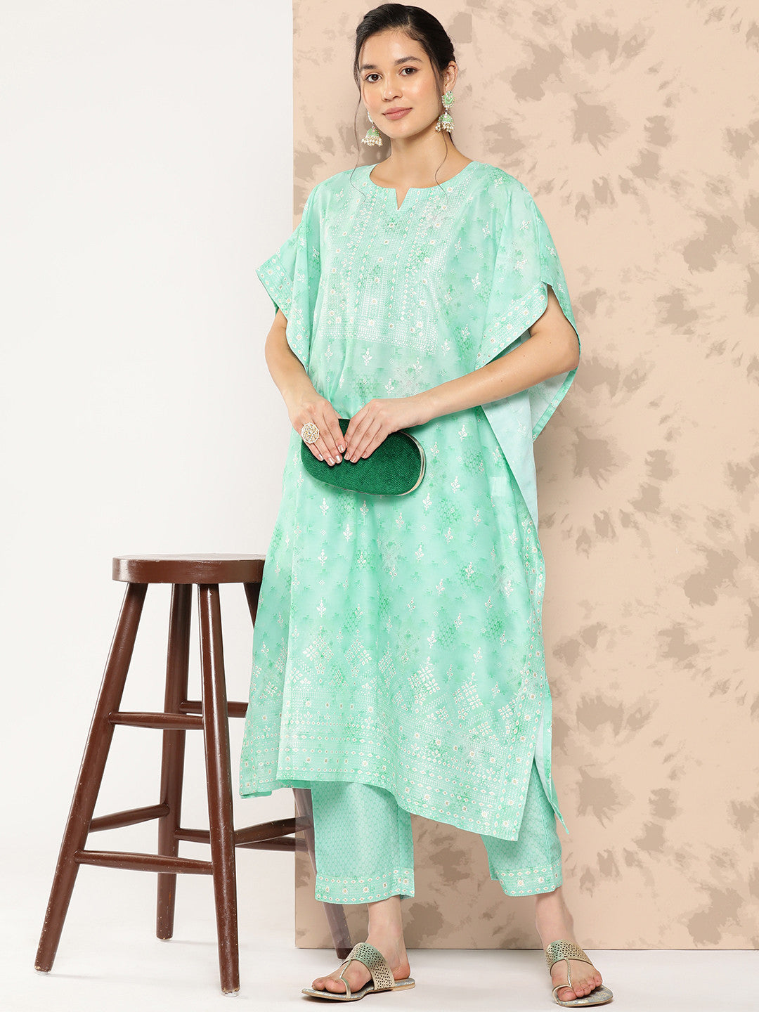 Ethnic Motifs Printed Regular Kurta with Trousers