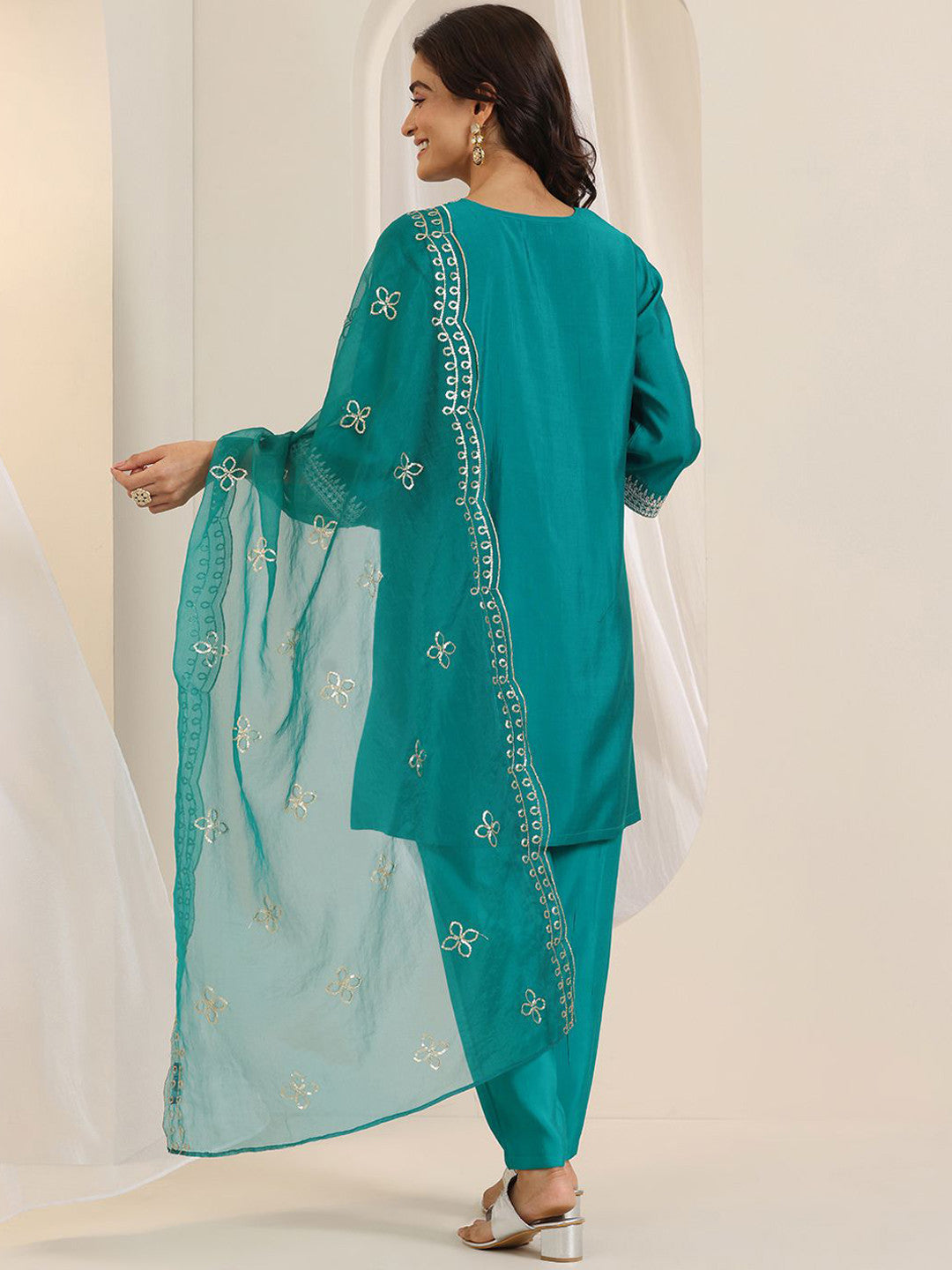 Floral Yoke Design Sequinned Straight Kurta With Trousers And Dupatta